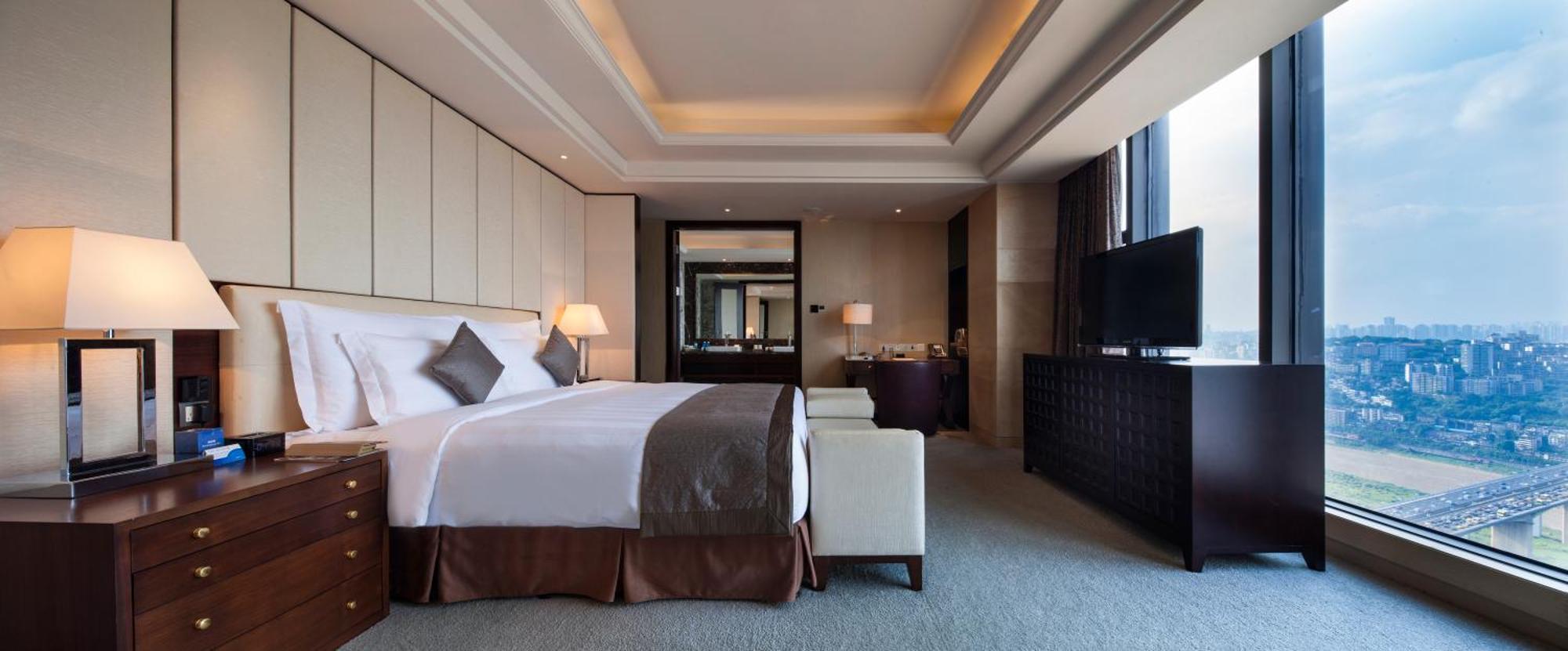 Radisson Blu Plaza Chongqing - Free 2 Bottle Of Local Beer Per Room During Stay Екстер'єр фото
