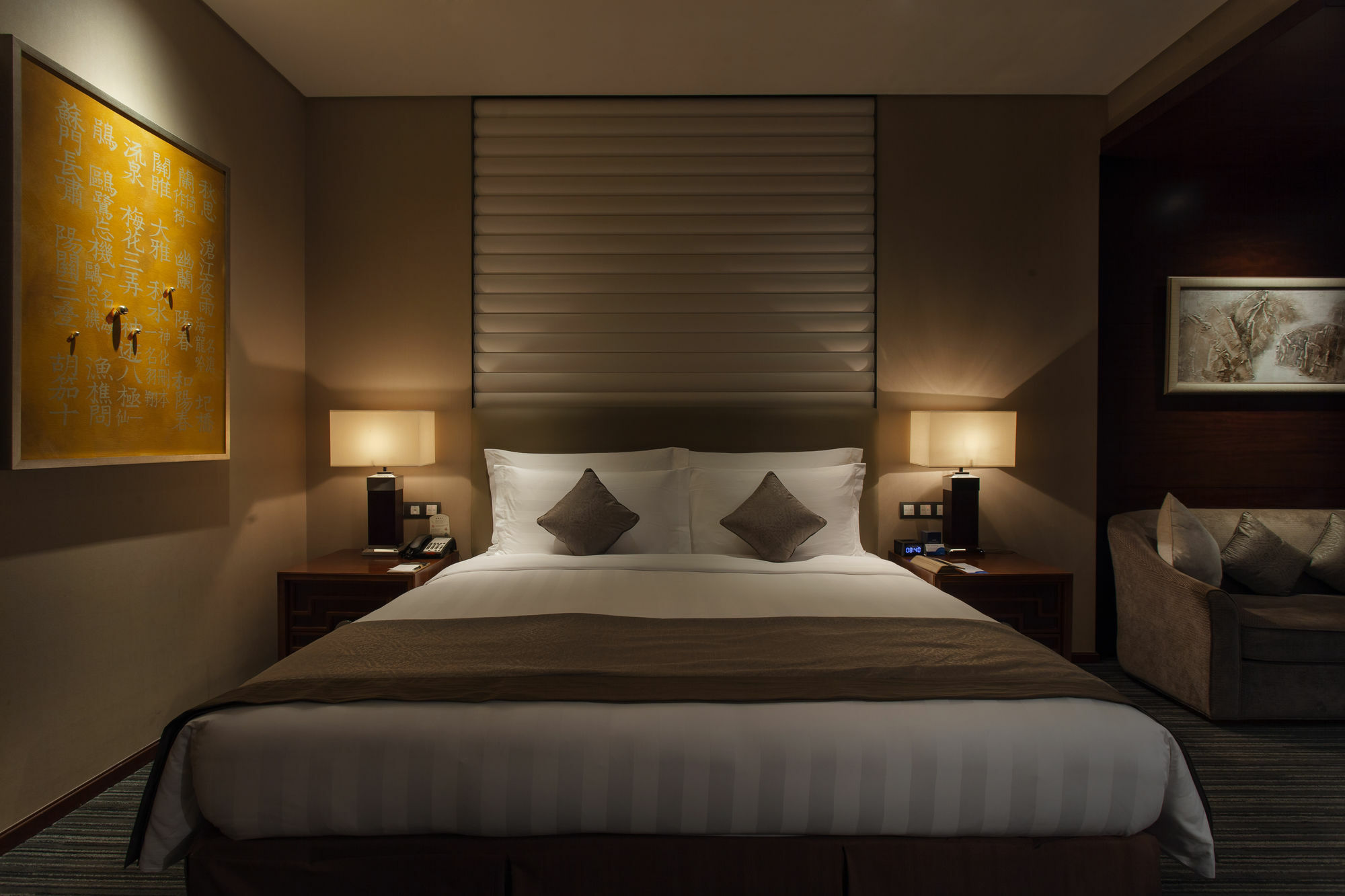 Radisson Blu Plaza Chongqing - Free 2 Bottle Of Local Beer Per Room During Stay Екстер'єр фото